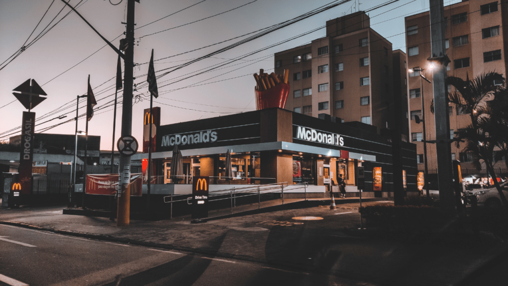 Ready to Scale in 2025? Here’s Why Smart Franchise Owners Don’t DIY Social Media